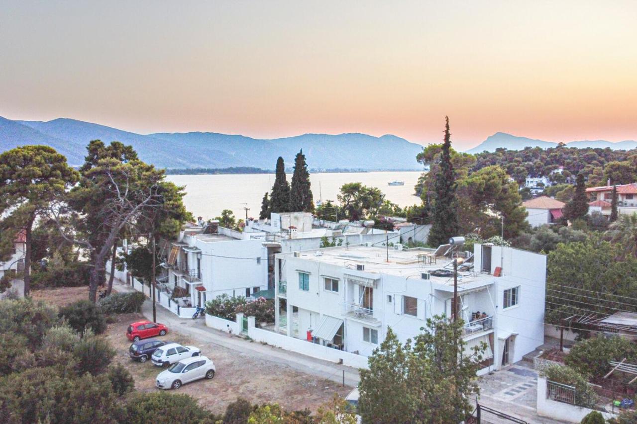 Summer Feel Suites Poros Town Exteriér fotografie